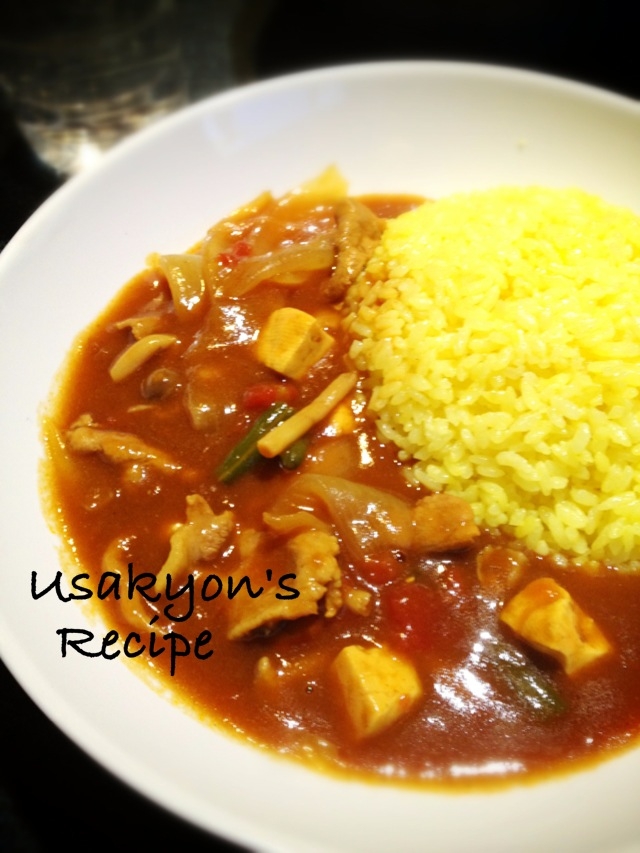 さっぱり味に変身！トマト＆豆腐入りのカレー