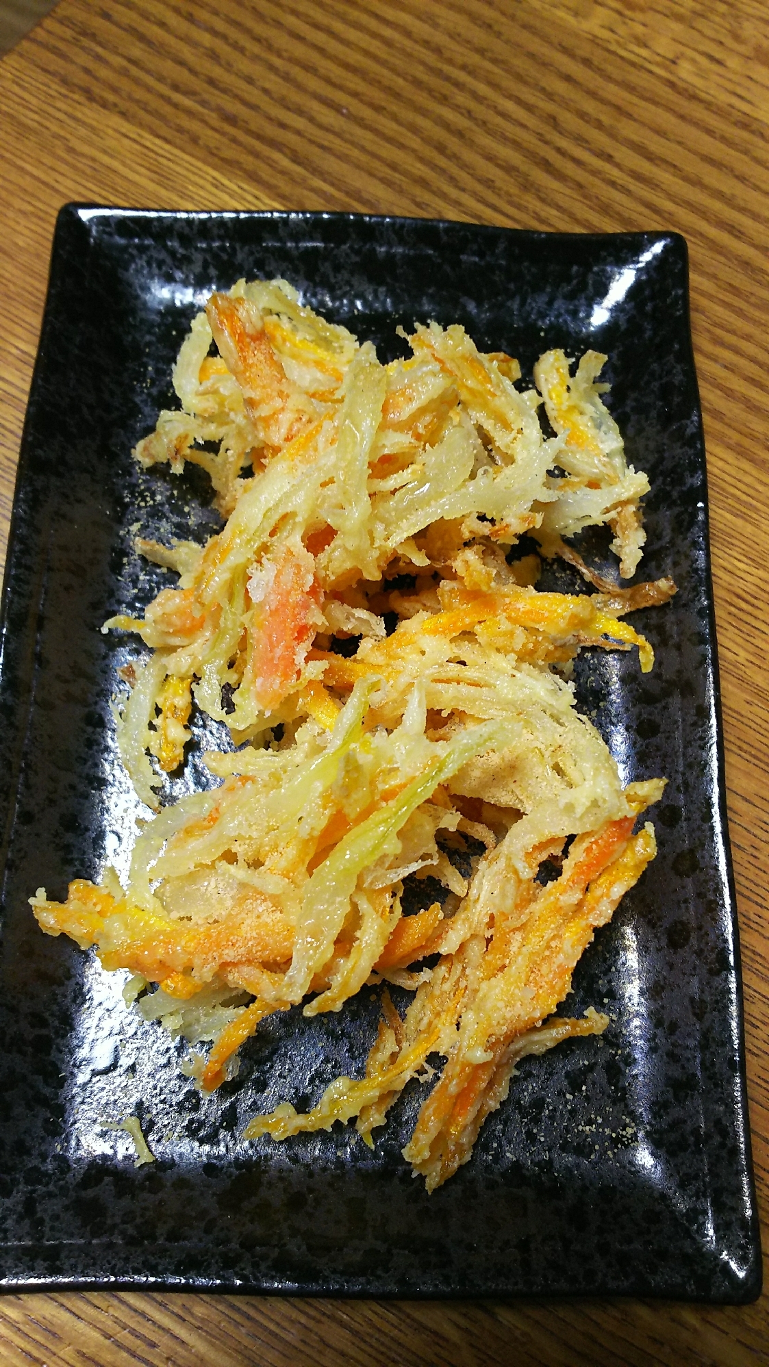 玉ねぎと人参のかき揚げ～ダシダ味