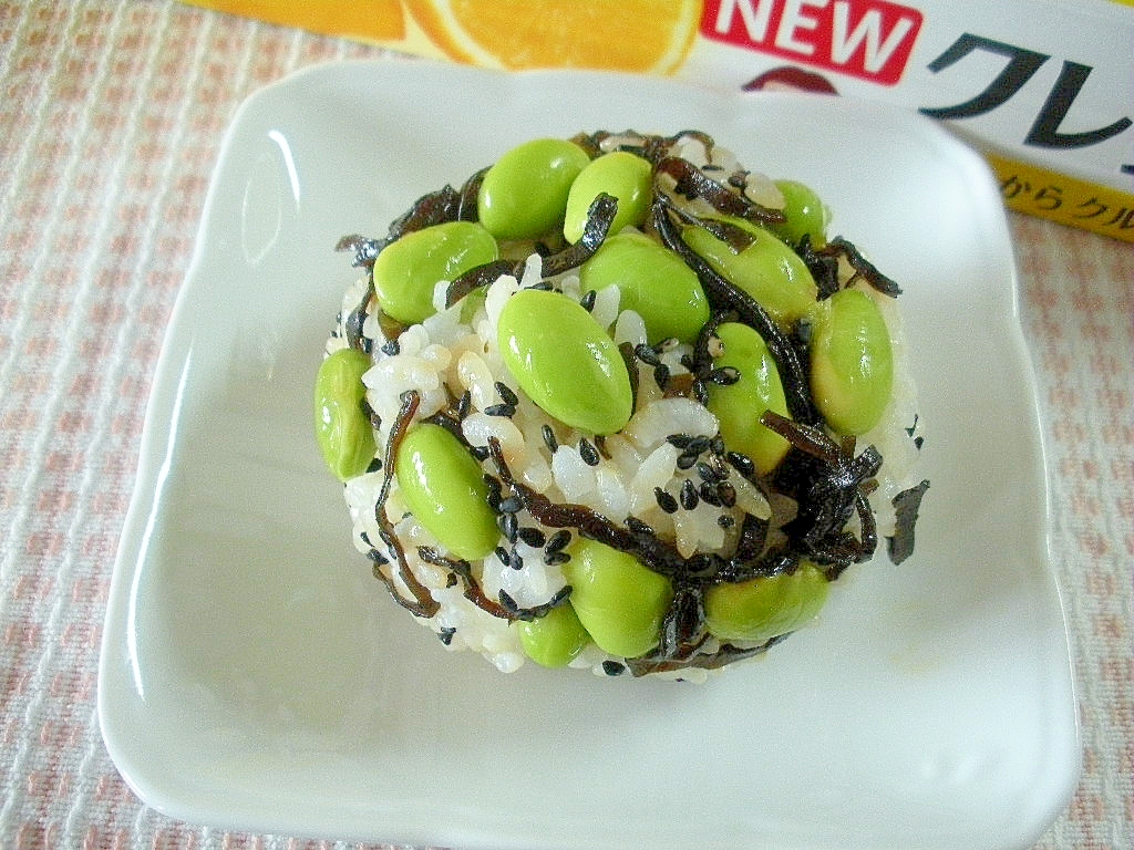 北海道☆枝豆と塩昆布のおにぎり☆