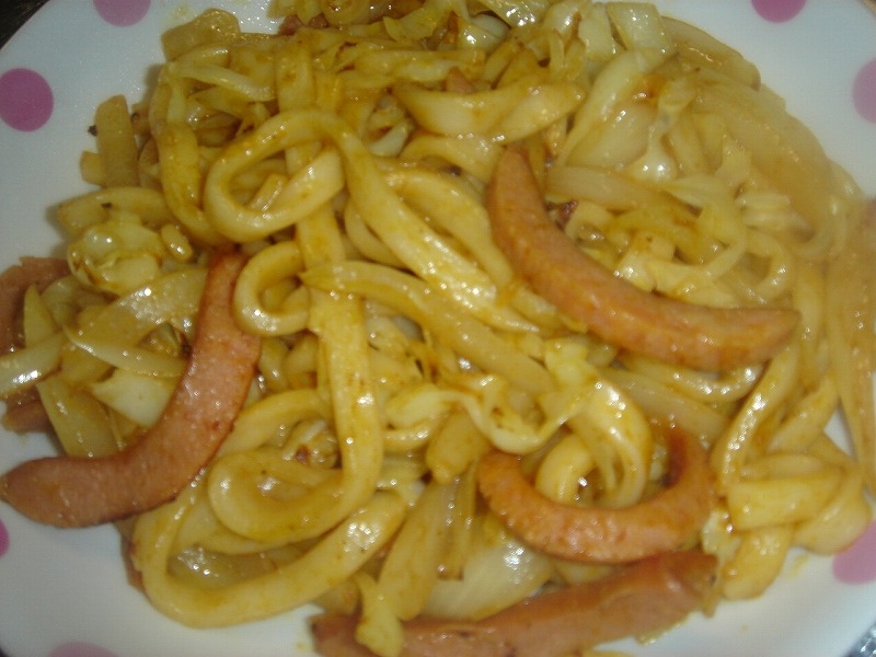 カレーパウダー焼きうどん