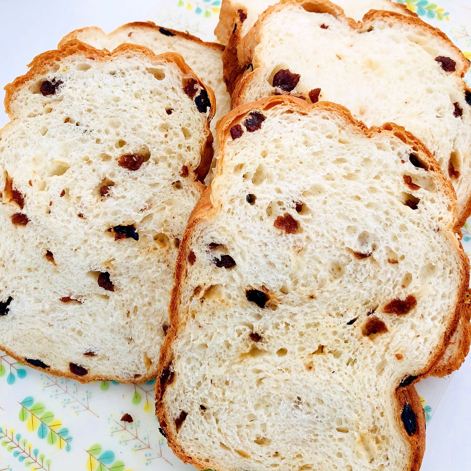 HB！きな粉とレーズンの食パン