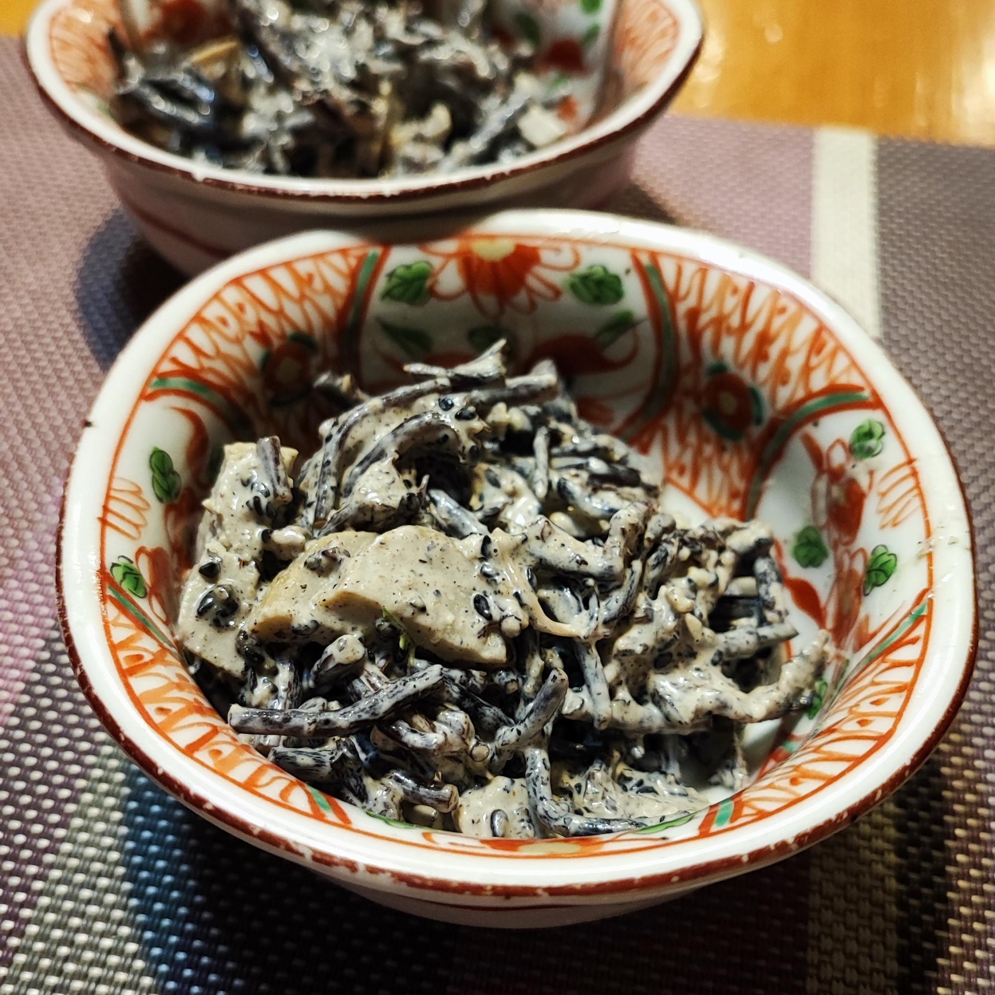 ひじきといわしはんぺんのサラダ
