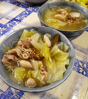 落花生キャベツ豚スープ