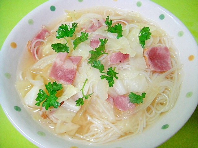 キャベツとベーコンの素麺スープパスタ風 レシピ 作り方 By Mint74 楽天レシピ