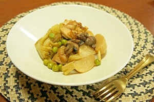 鶏肉ととろとろ野菜の煮込み