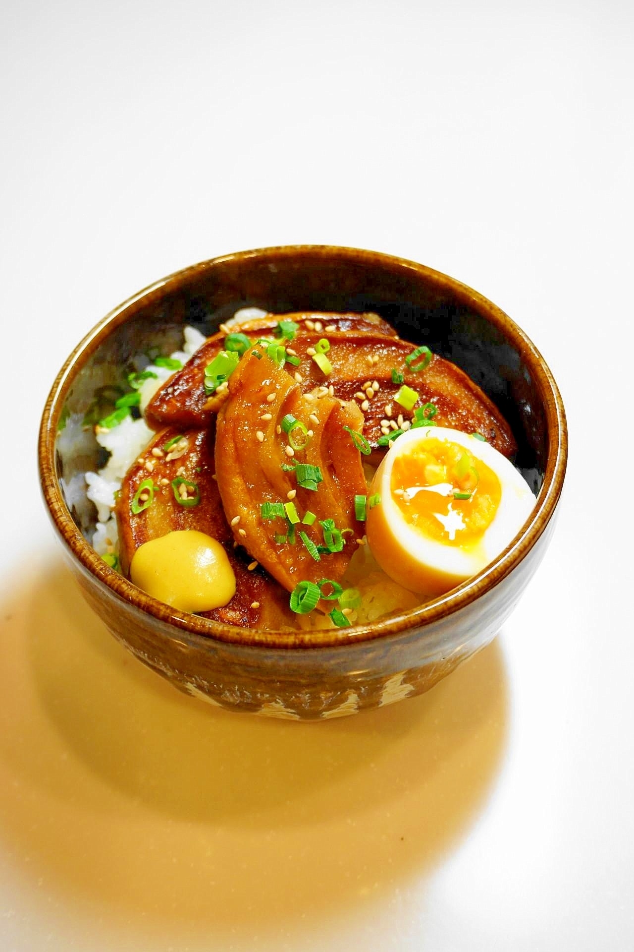角煮丼 料理