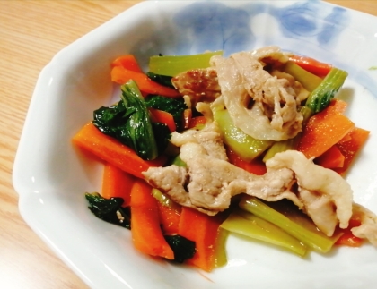 簡単☆調味料は同量で♪豚肉と小松菜の炒め物