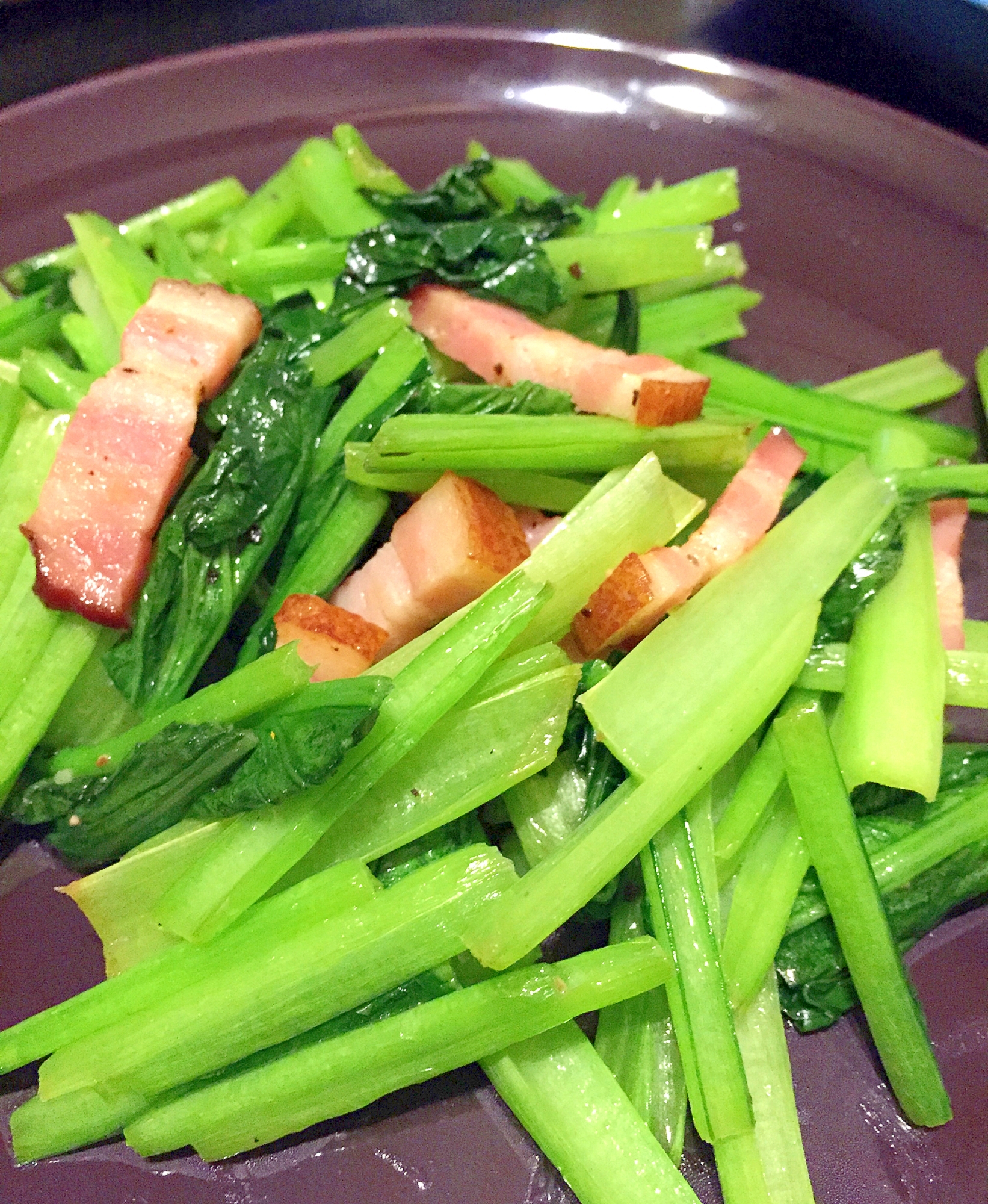 小松菜とベーコンのオリーブオイル炒め