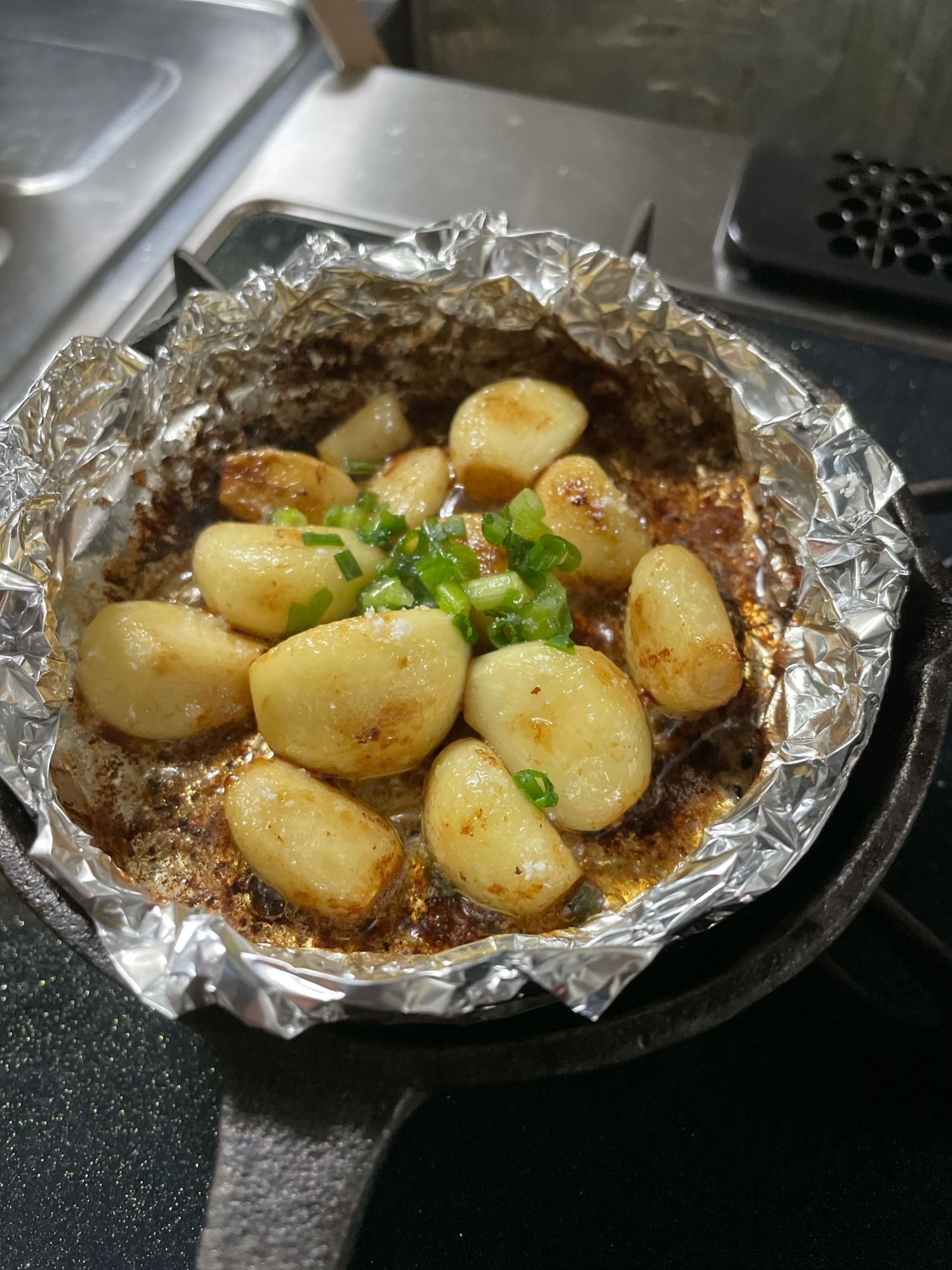 ニンニクのバターホイル焼き〜次の日休みなら…〜