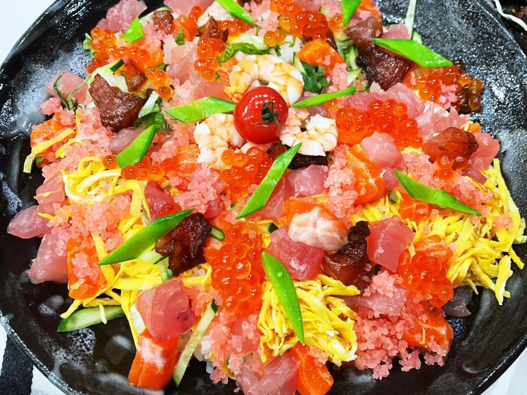 彩りちらし寿司‼️お祝いの食卓も華やかに…