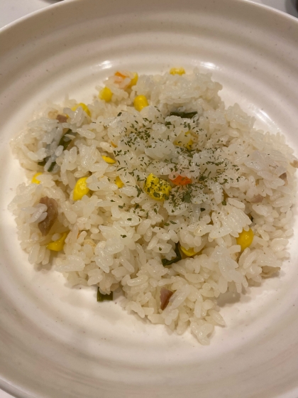 作りたくない時に！入れるだけ～炊飯器ピラフ