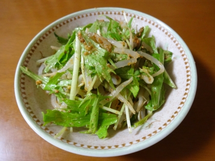 もう一品に、サッと作れますね！
ゴマとニンニクの風味がイイですね！
シャキシャキ食感もよく、いくらでも食べられますね^m^
美味しくいただきました♪