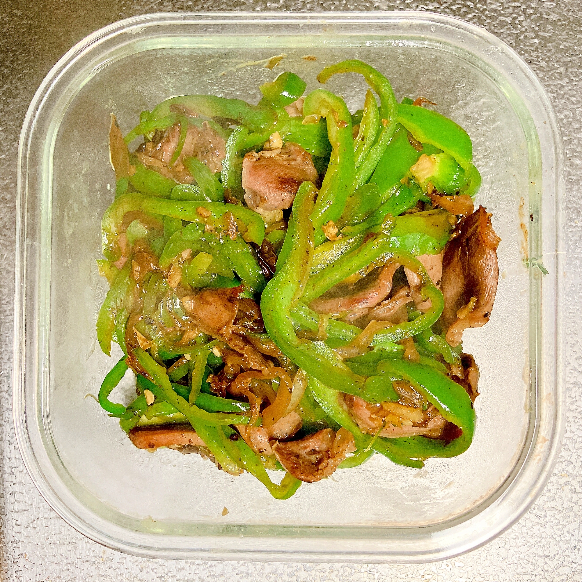 ナンプラーを使って！砂ぎもピーマン