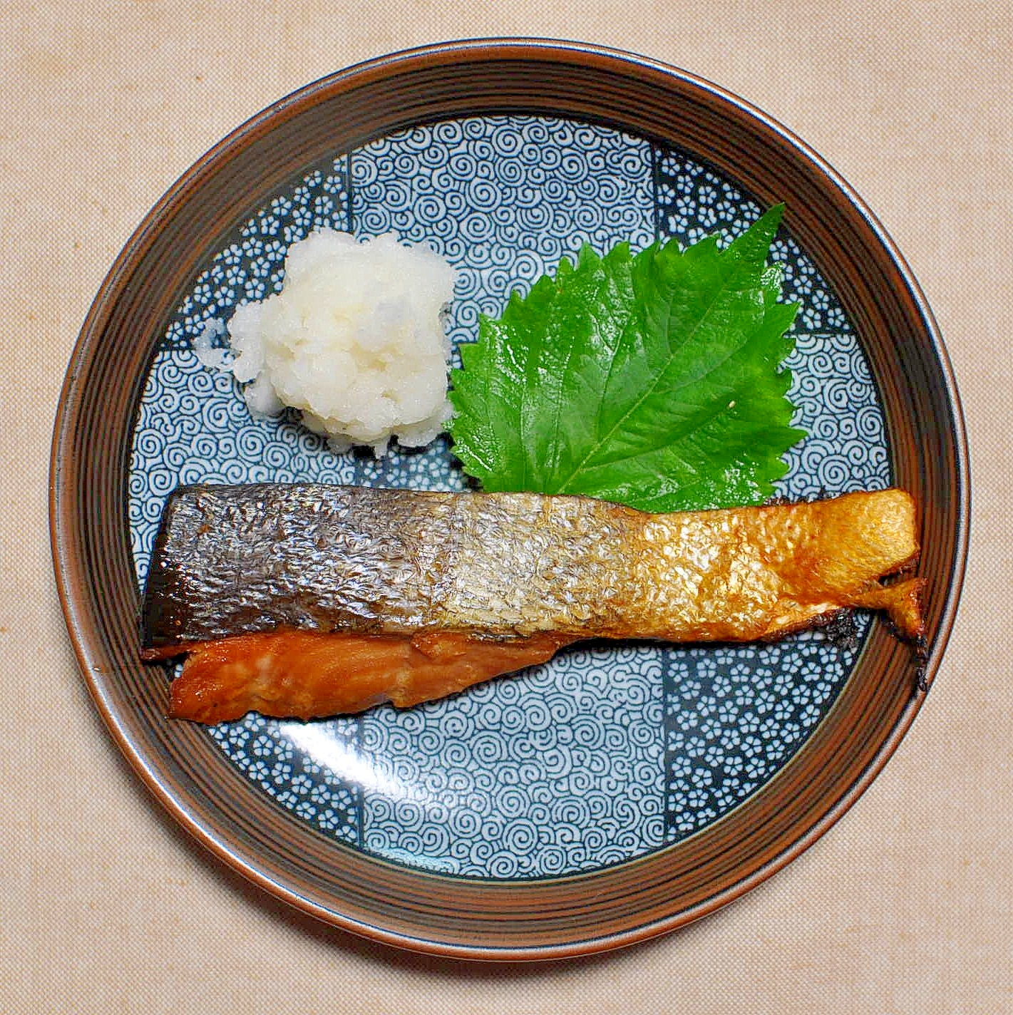 生銀鮭の味噌漬け焼き