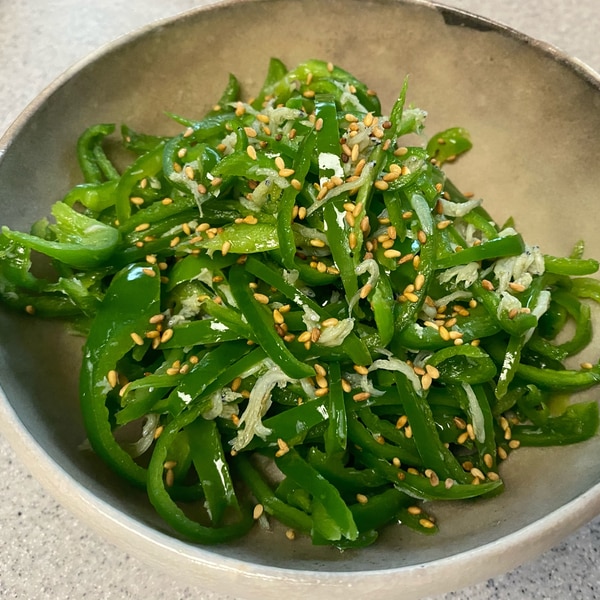 子供も大好き しらすとピーマンの炒め物 レシピ 作り方 By よんちゃんママ 楽天レシピ 子供も大好き しらすとピーマンの炒め物 レシピ 作り方 By よんちゃんママ 楽天レシピ