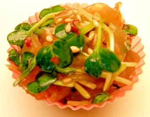 中華くらげの貝割れサラダ