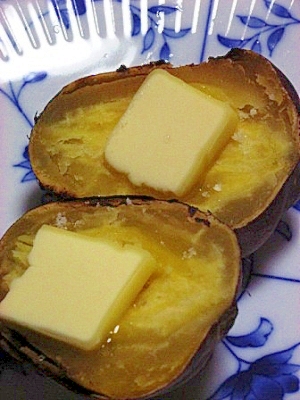 秋だから 塩バター焼き芋 レシピ 作り方 By 一点集中力 楽天レシピ