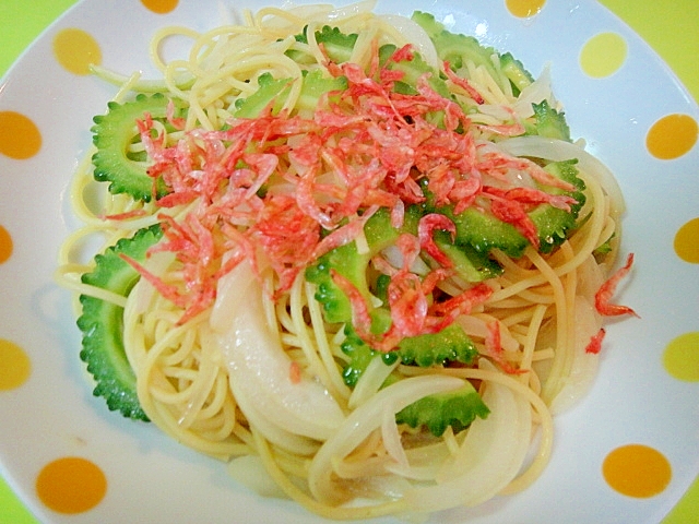 ゴーヤと桜エビのパスタ