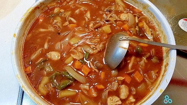 野菜たっぷり☆トマトジュースを入れたカレー