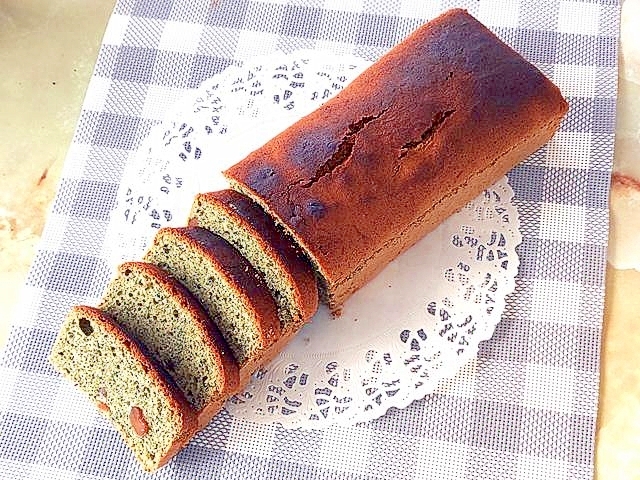 グルテンフリー!蓬と甘納豆の米粉パウンドケーキ♪