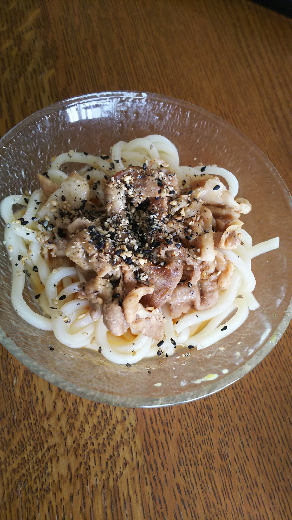 豚肉乗せうどん