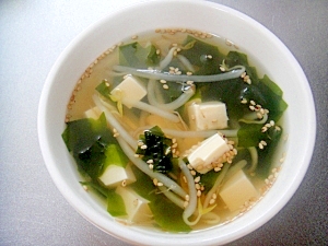 もやしと豆腐わかめのスープ レシピ 作り方 By Mint74 楽天レシピ