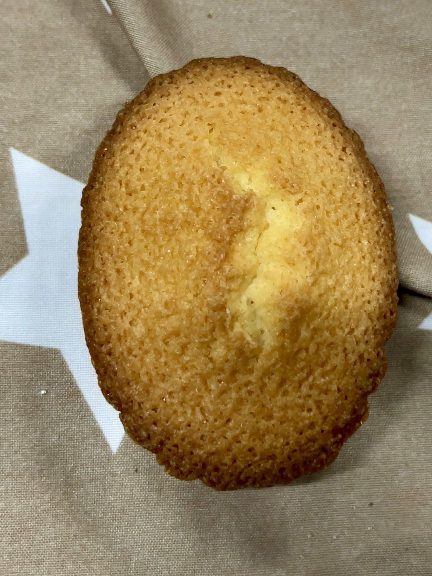 シナモンたっぷりケーキ