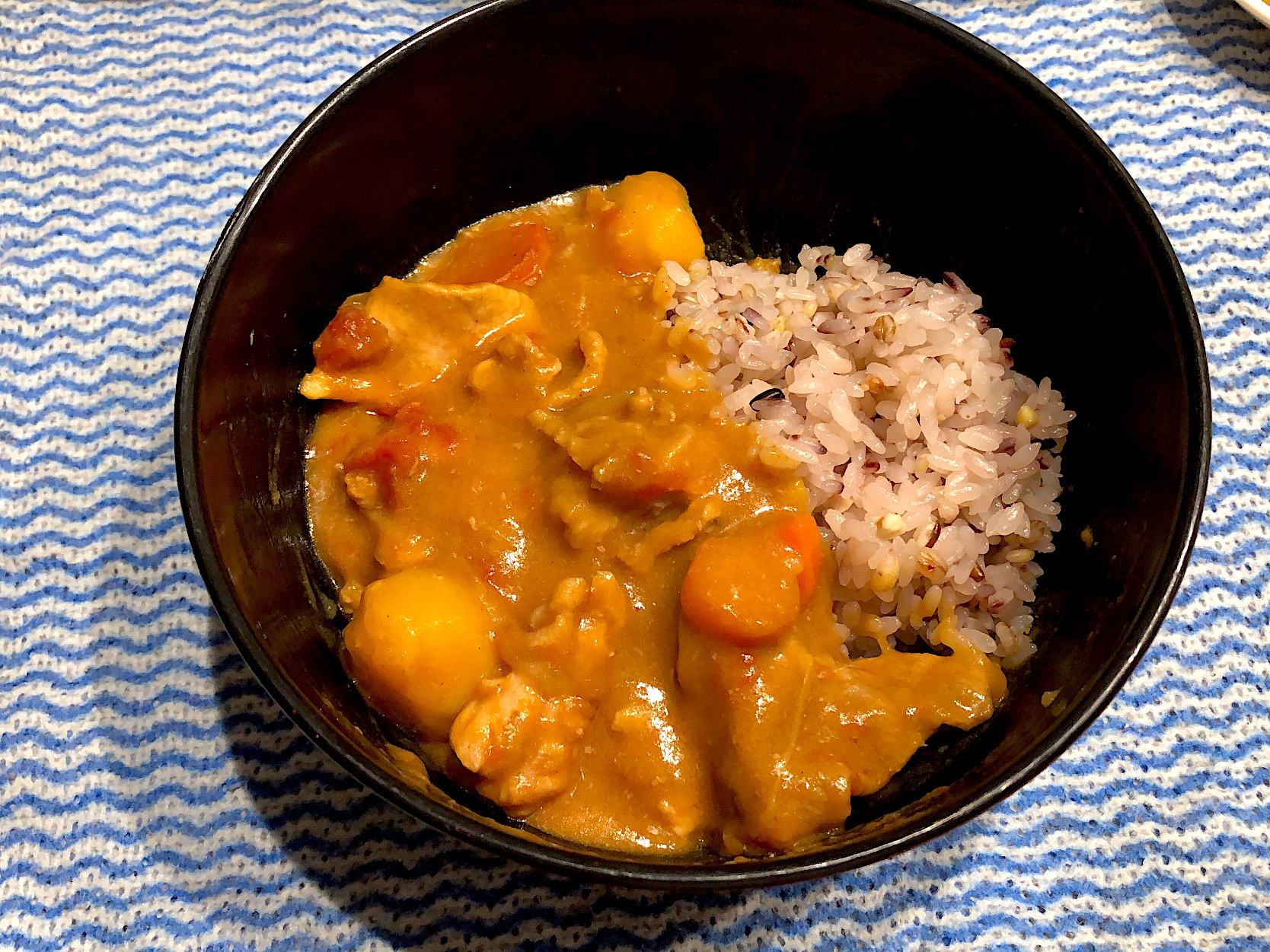 いつものカレーと一味違う！ココナッツミルクカレー