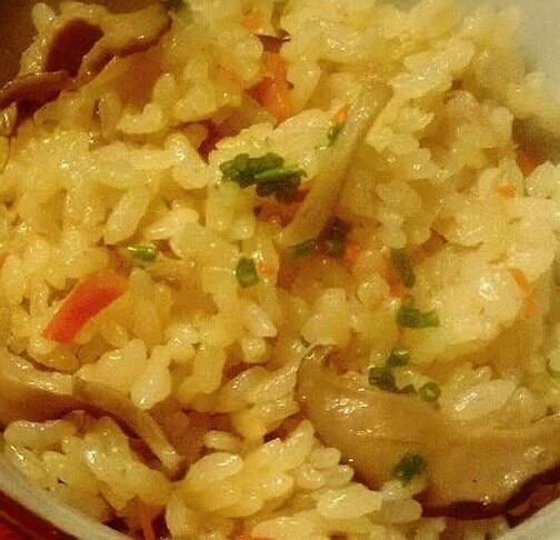 牛脂で節約炊き込みご飯 レシピ 作り方 By まっきー0423 楽天レシピ 牛脂で節約炊き込みご飯 レシピ 作り方 By まっきー0423 楽天レシピ