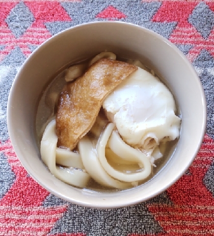 おんち☆ちょっとだけ贅沢な鍋焼ききつねうどん