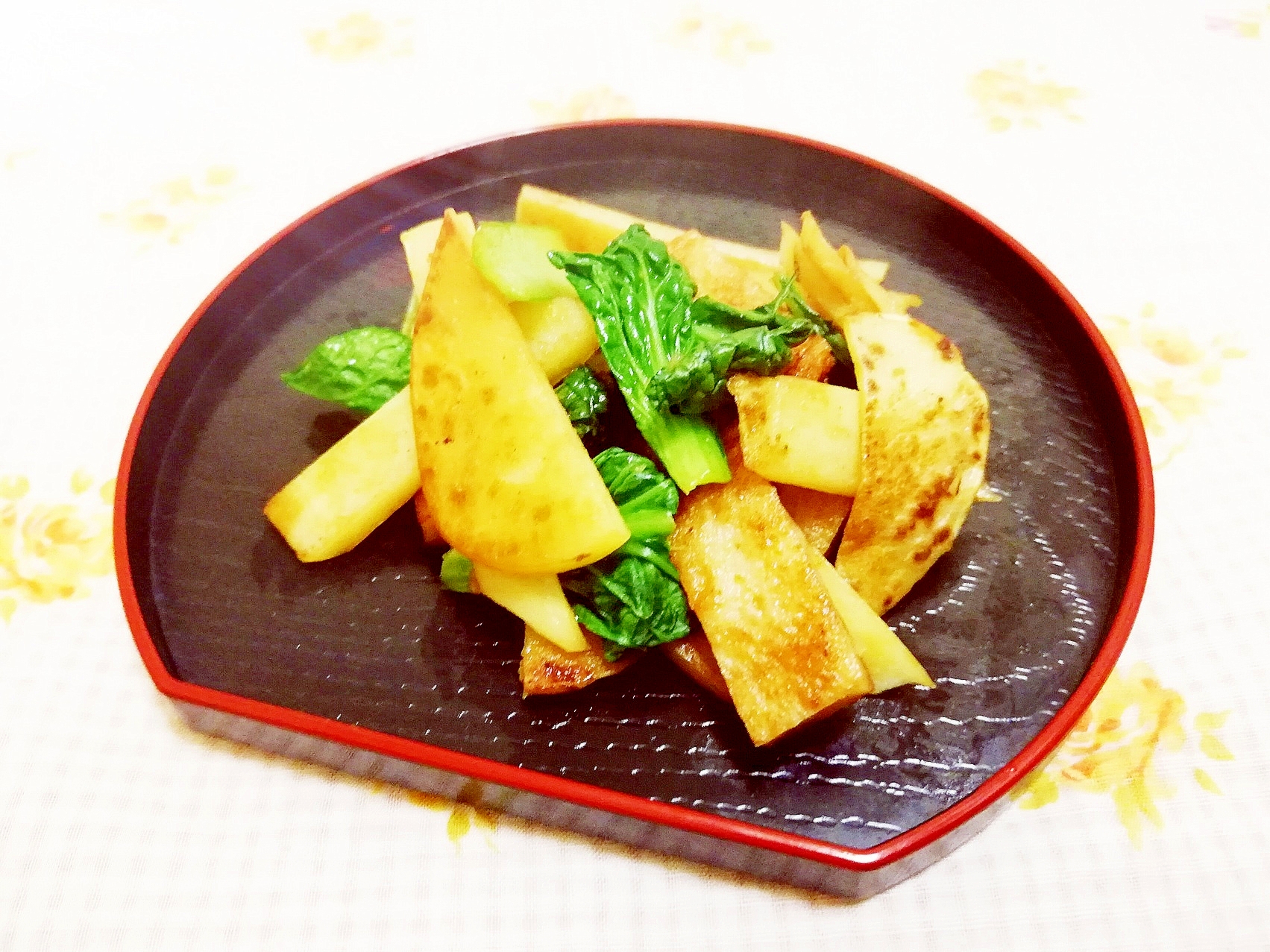 柚子胡椒風味♪小松菜とじゃがいもの醤油炒め