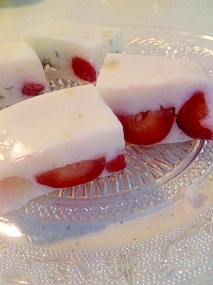 Mother いちごとうふ レシピ 作り方 By ぷっちびす 楽天レシピ