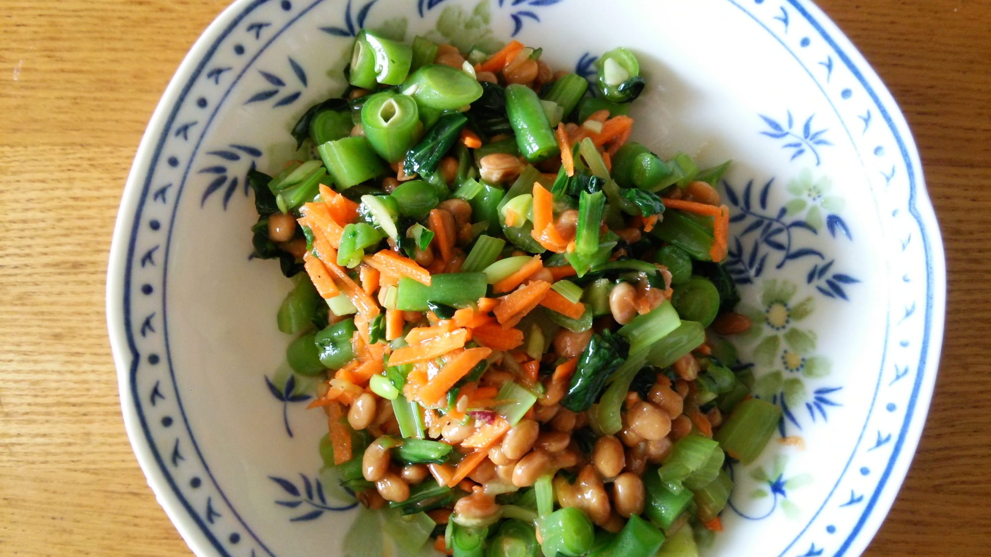 野菜もぱくぱく小松菜納豆あえ