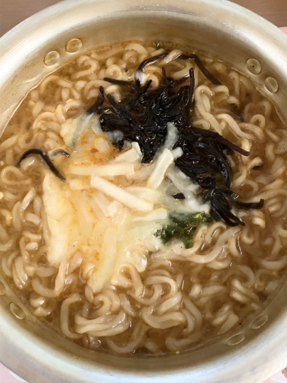 ☆国産チーズで☆とろける味噌チーズラーメン♪