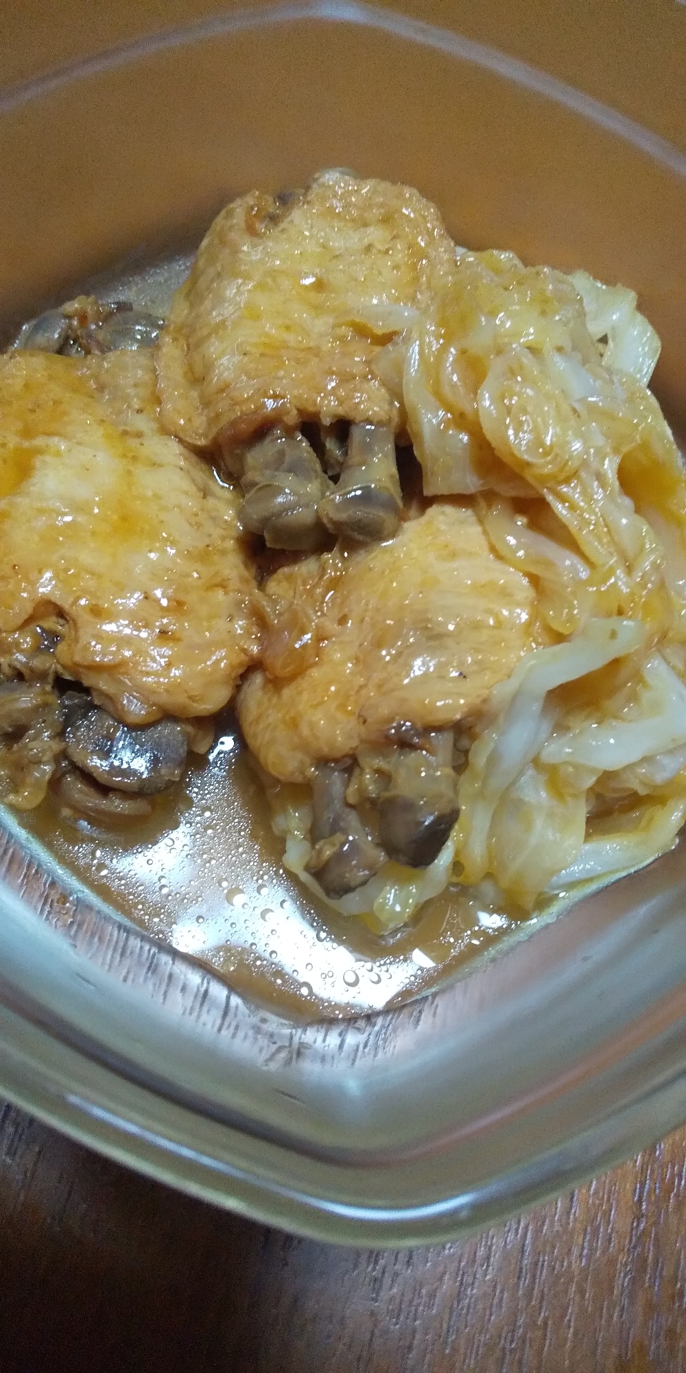 ドレッシング消費！鶏手羽中とキャベツの煮物