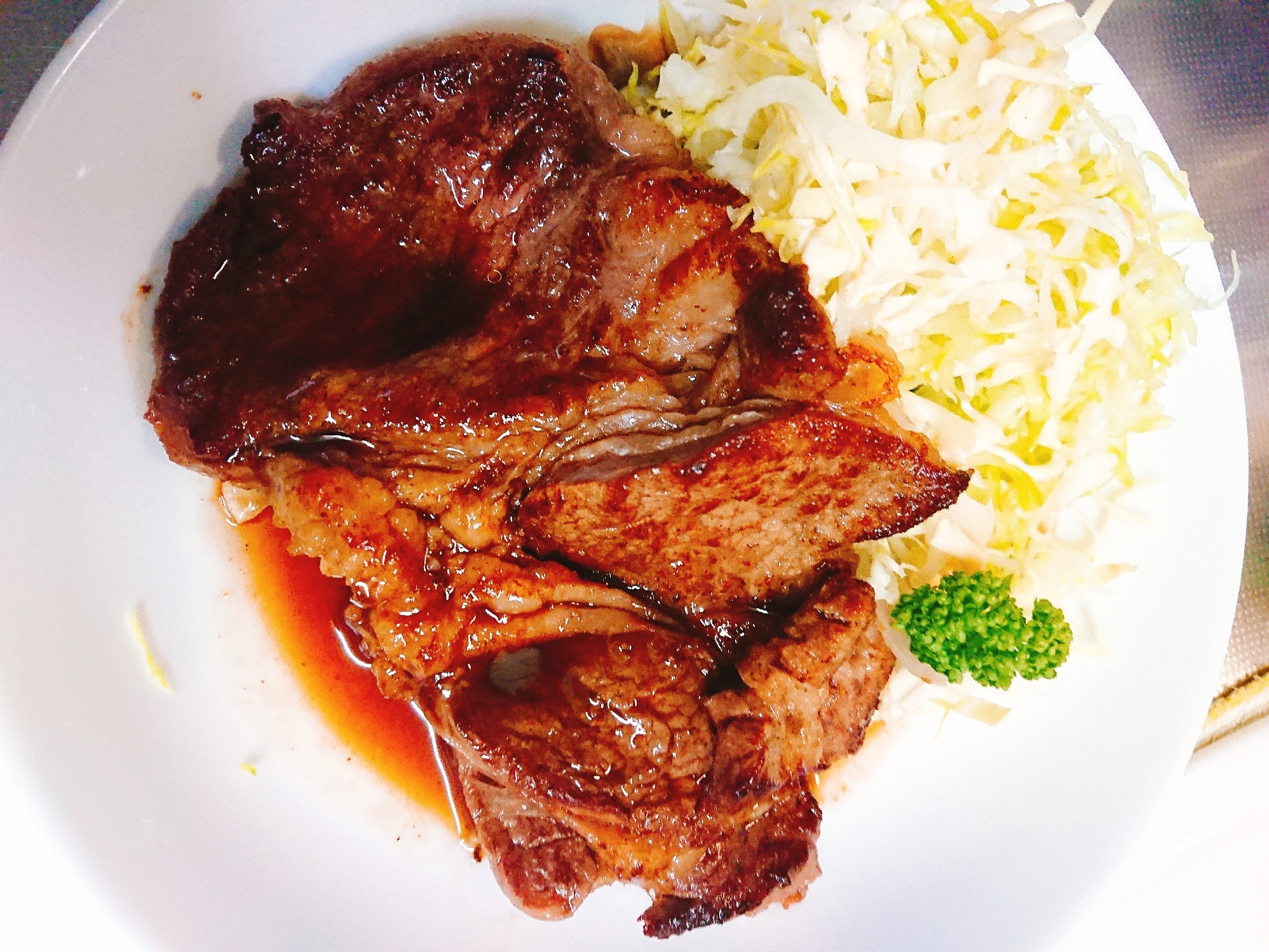 安い牛ステーキ肉を美味しく焼く方法 レシピ 作り方 By じゃが塩 楽天レシピ 安い牛ステーキ肉を美味しく焼く方法 レシピ 作り方 By じゃが塩 楽天レシピ