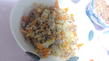 キャベツと鶏ひき肉の味噌炒め