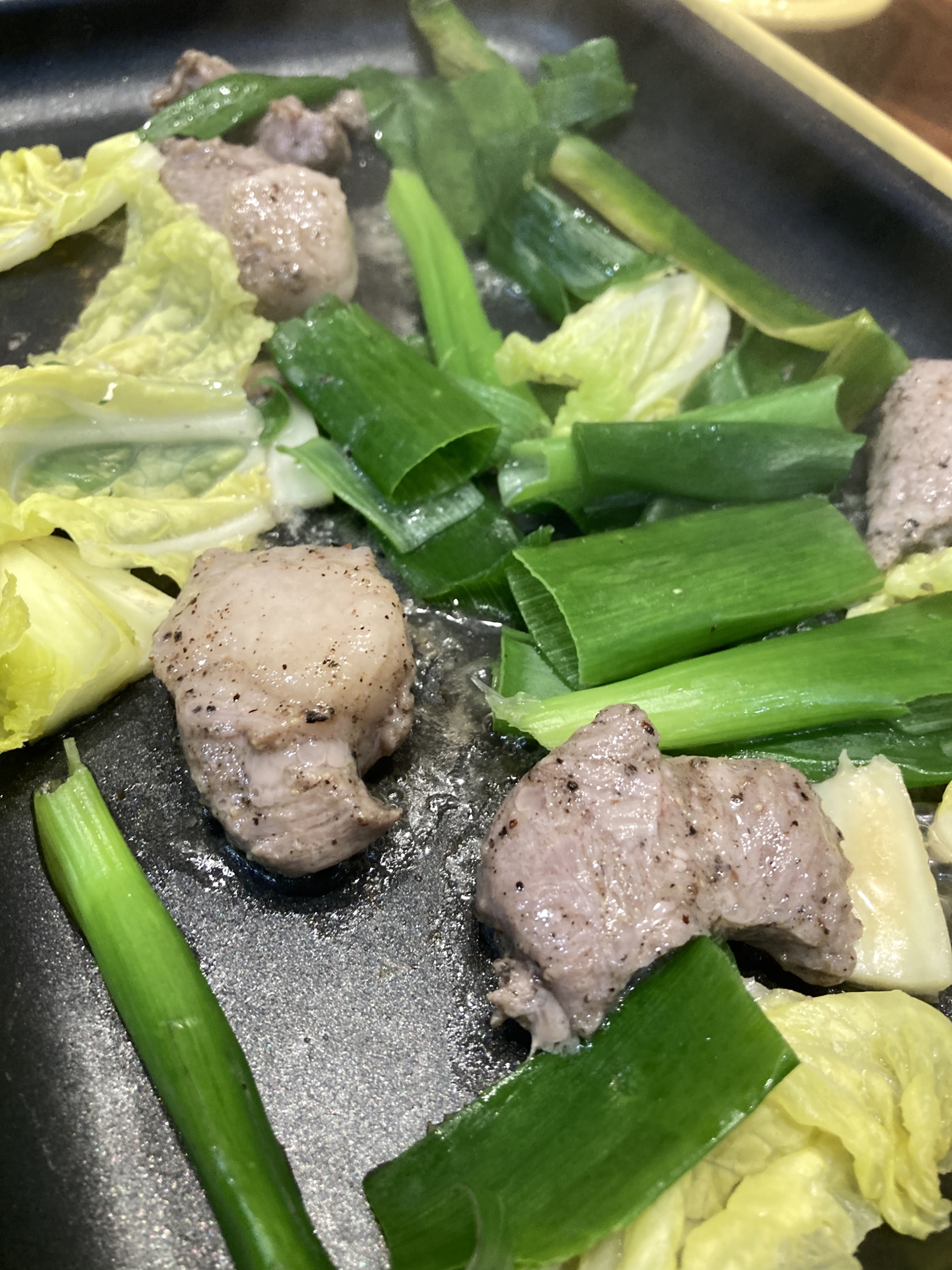 ネギ塩胡椒で鳥もも肉いため