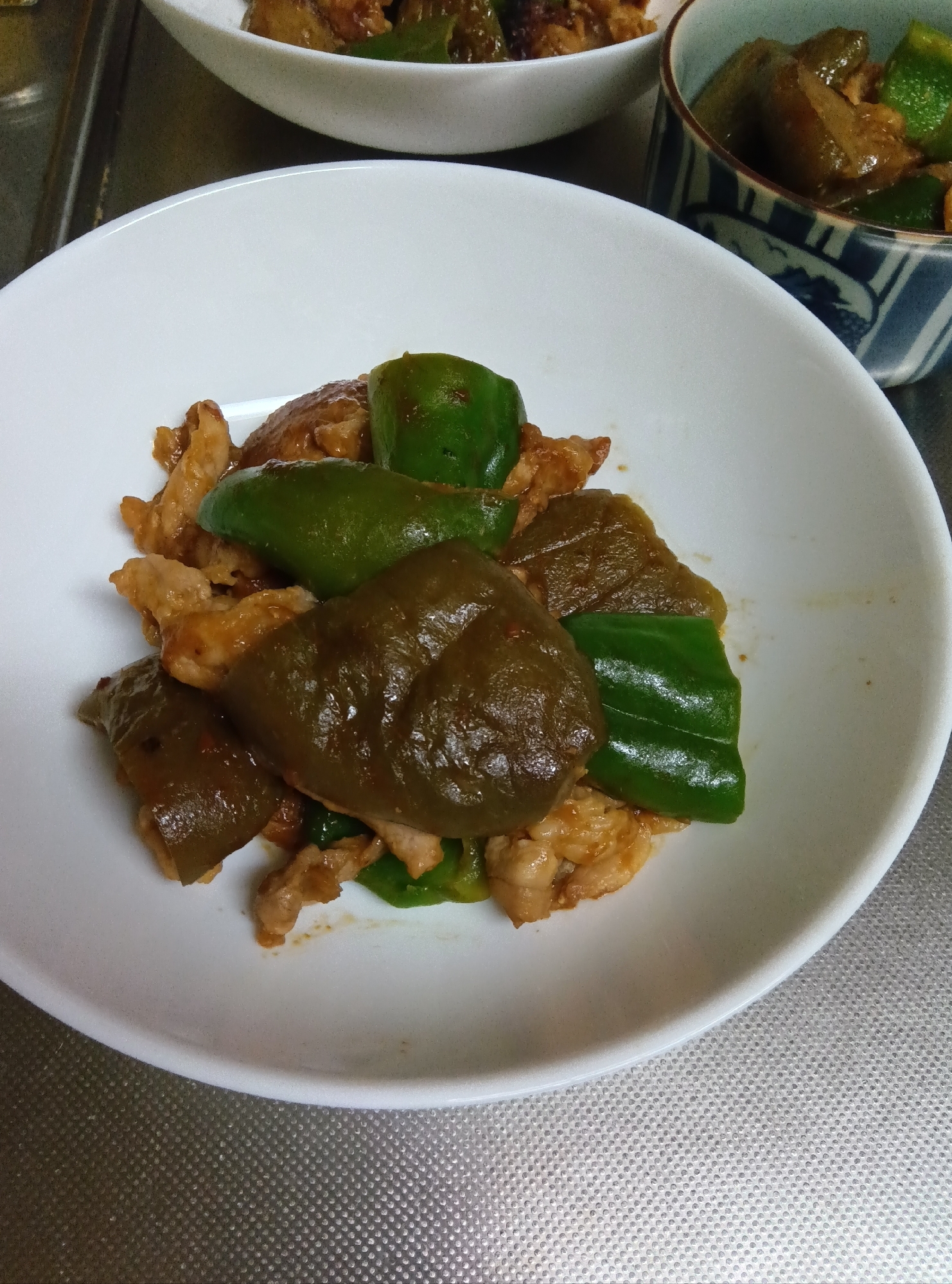 白ナスと豚肉とピーマンの味噌炒め