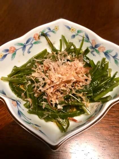 茎わかめの胡麻油炒め