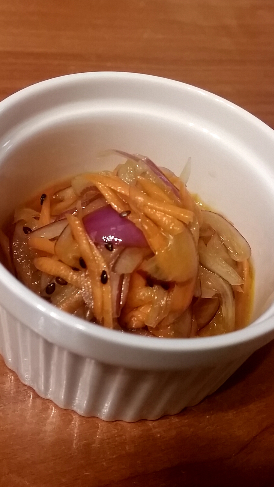 保存副菜　紫玉ねぎとニンジンの簡単和え