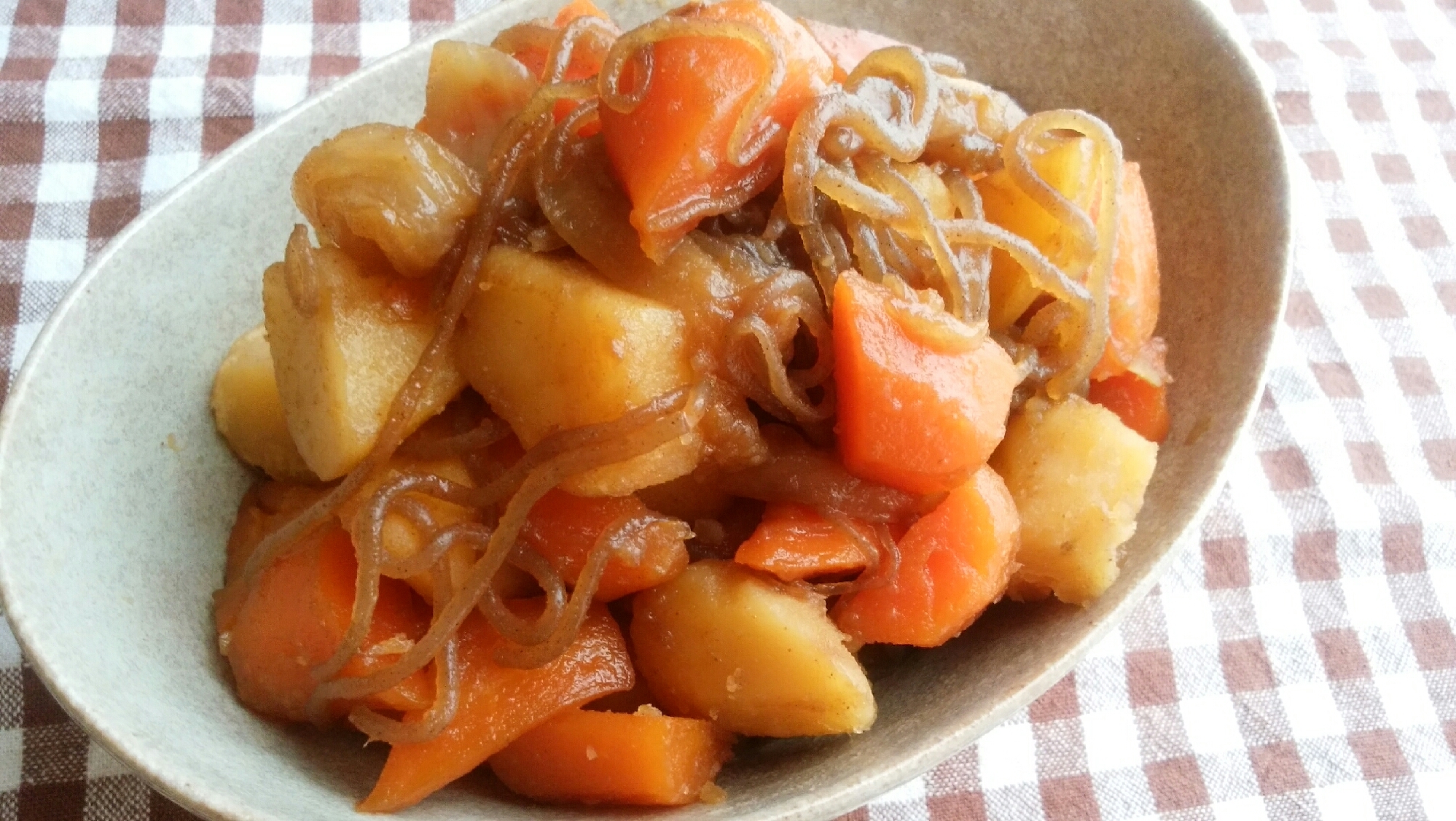 材料ポンで煮込むだけ 肉なし肉じゃが レシピ 作り方 By 食いしんぼう横丁 楽天レシピ 材料ポンで煮込むだけ 肉なし肉じゃが レシピ 作り方 By 食いしんぼう横丁 楽天レシピ