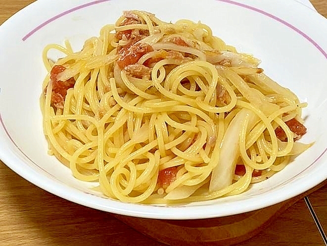 ランチにどうぞ、ツナトマトのスパゲティー