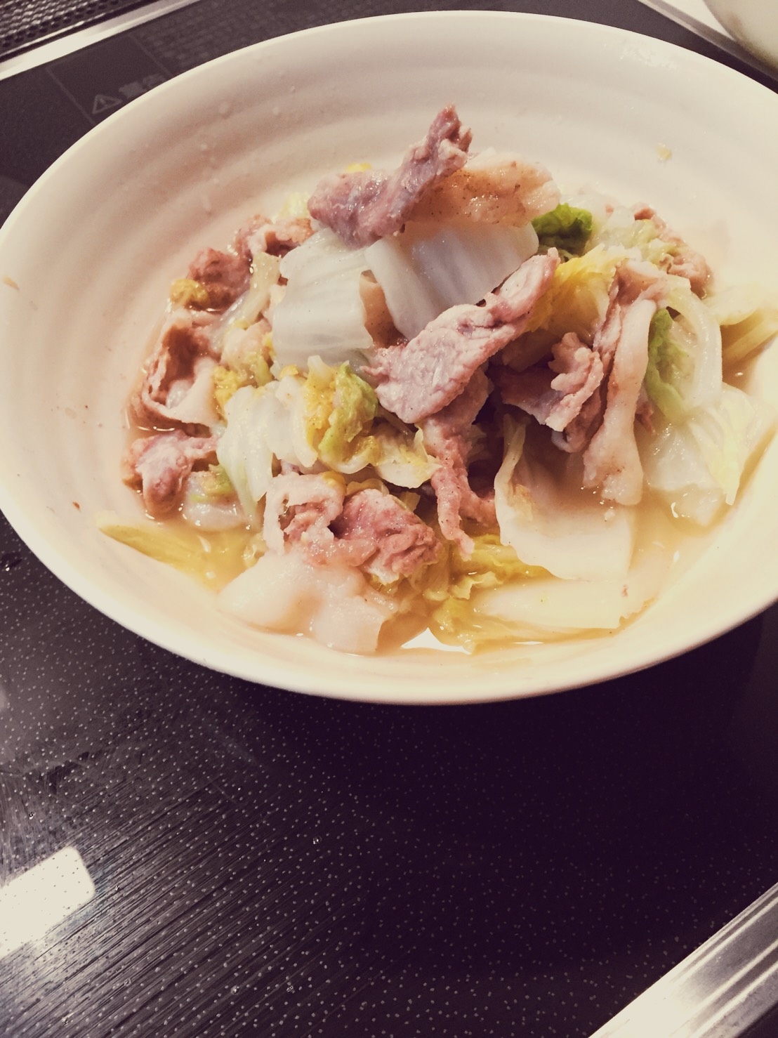 レンジで10分！豚と白菜のミルフィーユ鍋風♩