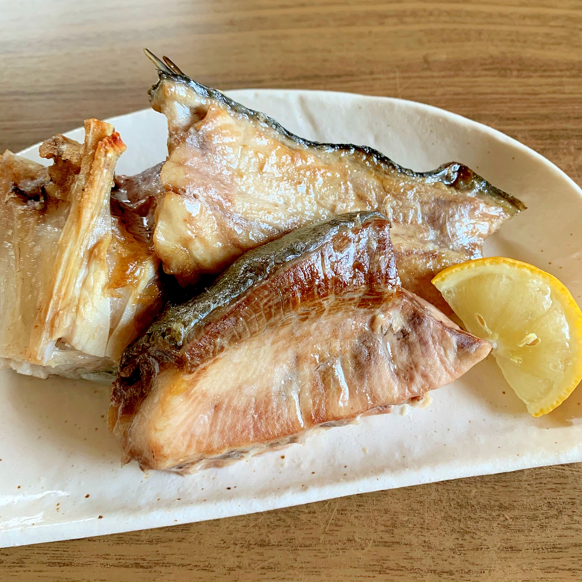 ブリのあらの塩焼き レシピ 作り方 By Naruto 楽天レシピ ブリのあらの塩焼き レシピ 作り方 By Naruto 楽天レシピ