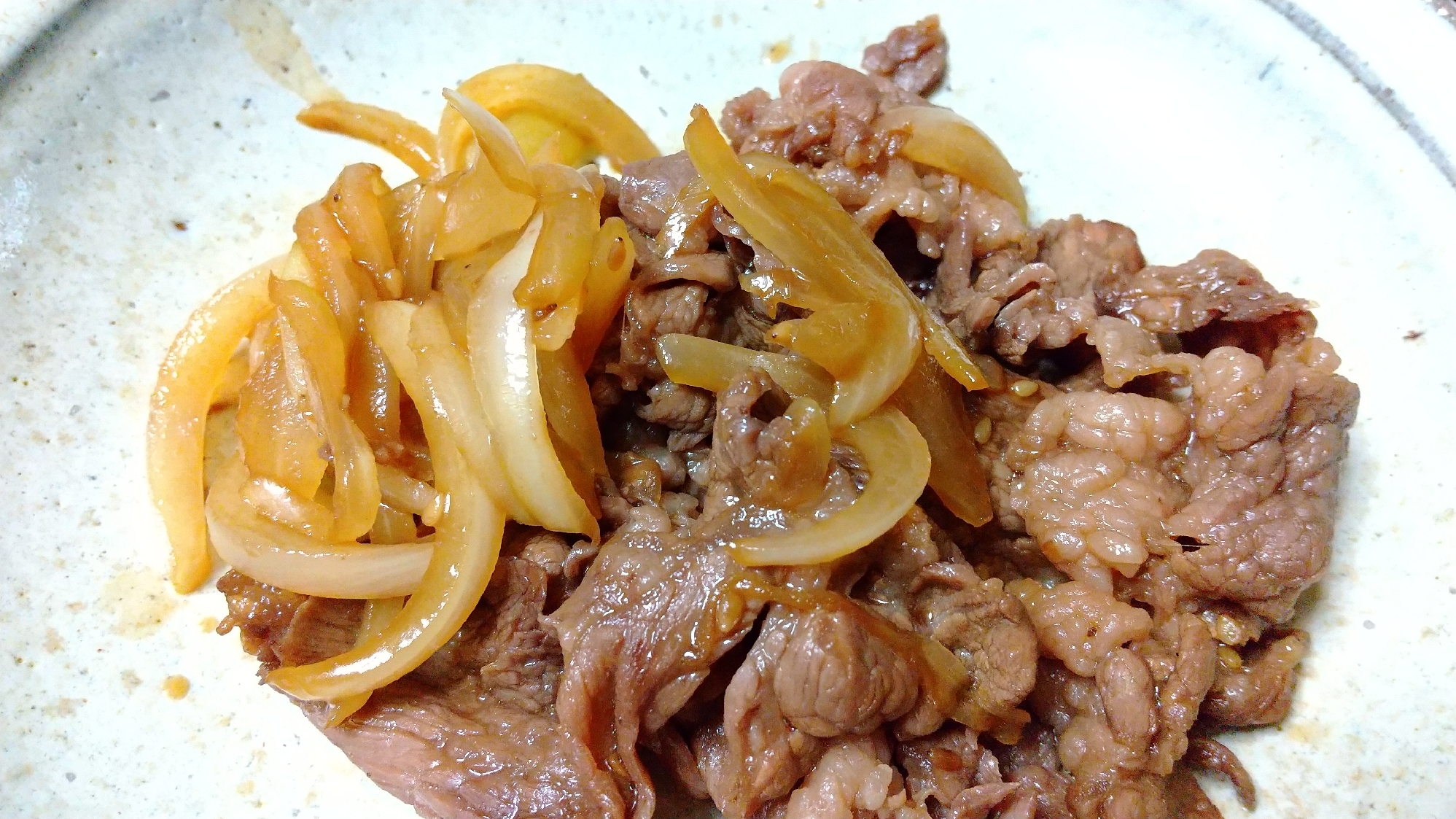 簡単に！玉ねぎと牛肉の炒め物