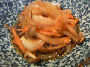 しめじと玉ねぎ人参のにんにく醤油炒め レシピ 作り方 By Mina 914 楽天レシピ しめじと玉ねぎ人参のにんにく醤油炒め レシピ 作り方 By Mina 914 楽天レシピ