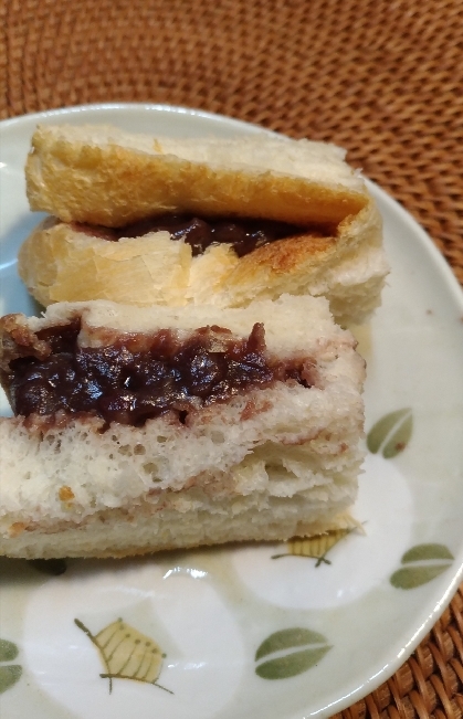 粒あんがあったので、参考にさせて頂きました。バターたっぷりで贅沢な美味しさでした(*^^*)ご馳走さまです。
