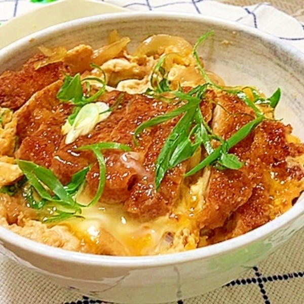 つゆだくカツ丼 フライパンで作る レシピ 作り方 By ひろしん2 楽天レシピ つゆだくカツ丼 フライパンで作る レシピ 作り方 By ひろしん2 楽天レシピ