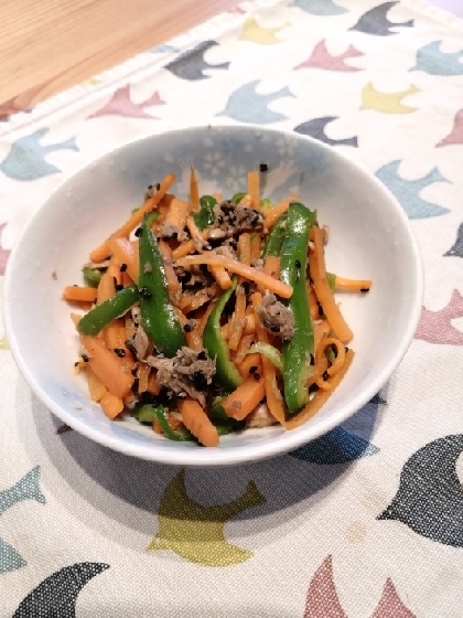 シンプルな調味料で、とってもおいしかったです☆ツナの旨みとごまの風味がいいですね♪